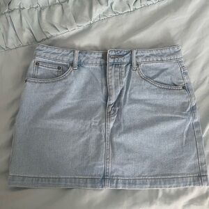 Low waist jean skirt
